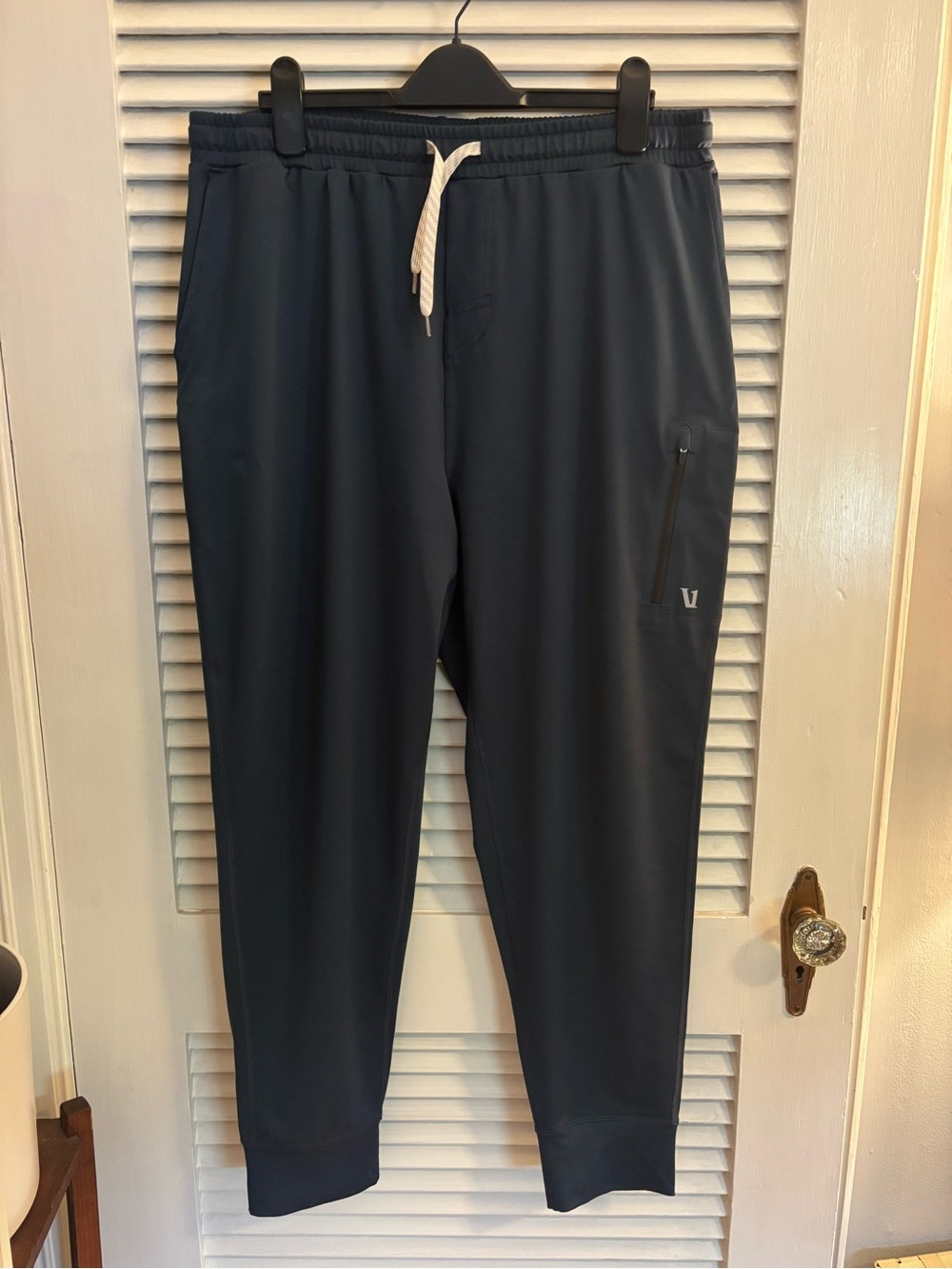 Vuori Dark Blue Sunday Performance Jogger
